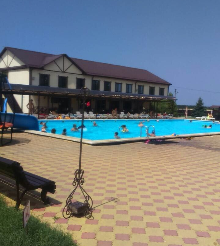Thermal Springs Zhemchuzhina Predgorya-Mostovskoy必去景点