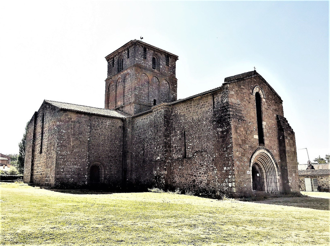 L’église Notre-Dame du Vieux Pouzauges景点图片