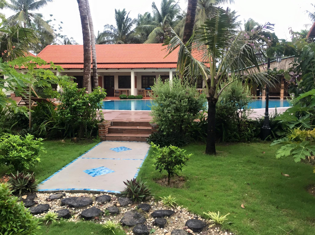 Hula Hula Beachfront Phu Quoc主图