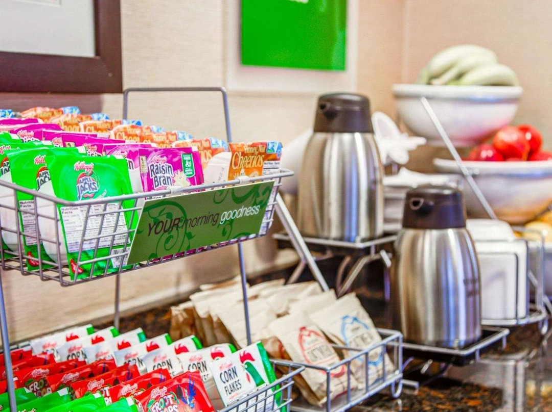 Comfort Suites Lombard - Addison主图