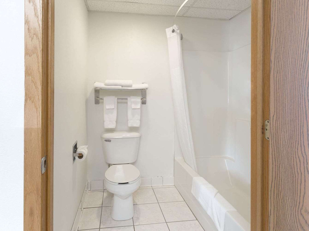 Super 8 by Wyndham Cresco IA主图