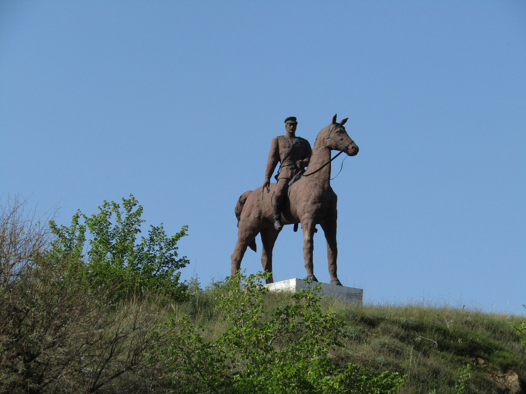 Monument Cossack on Horseback景点图片