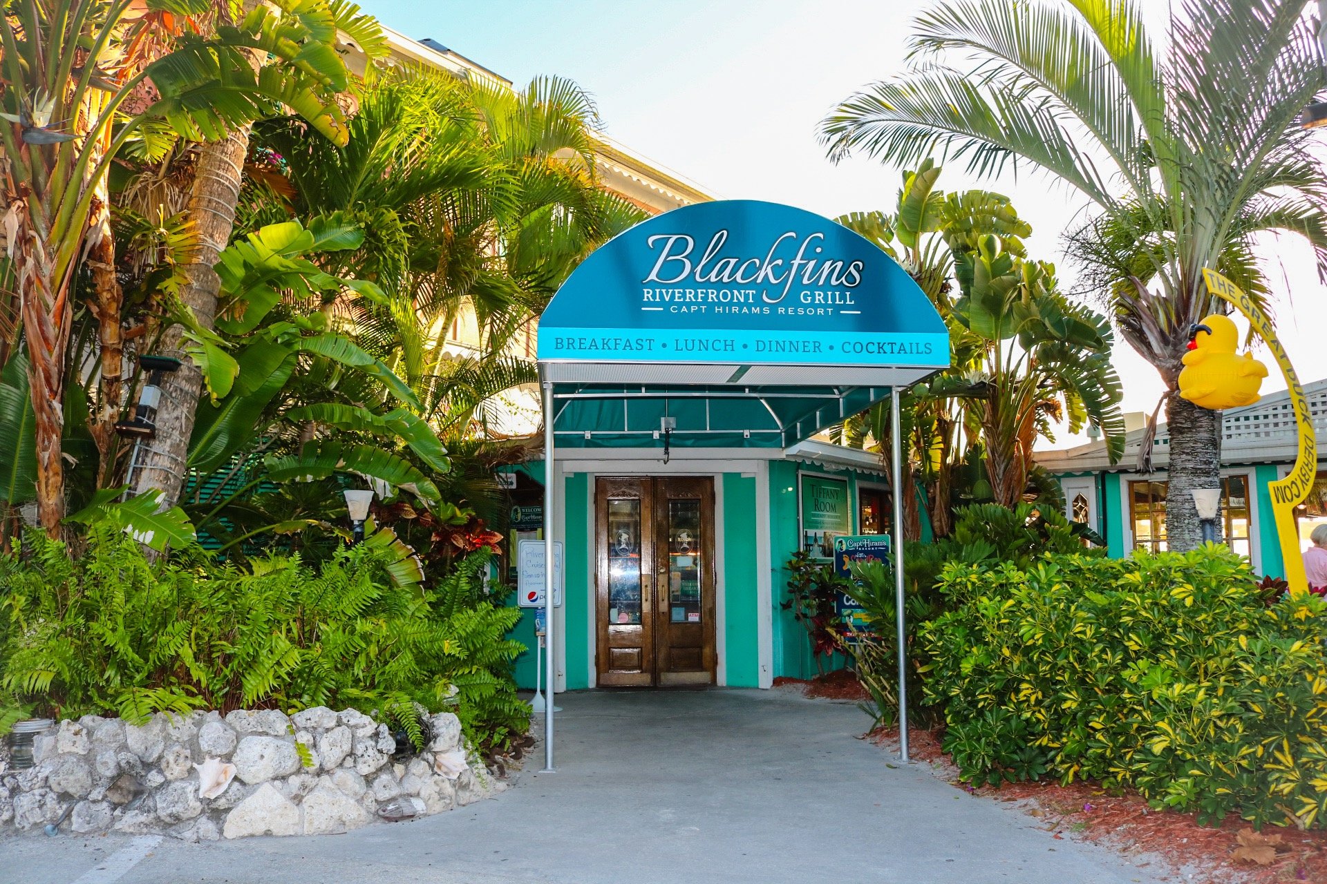 Capt Hirams Resort-官方