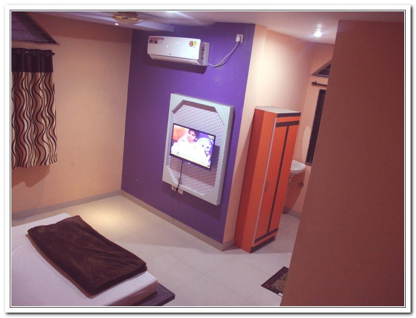 Bhaktavatsal Luxurious Lodge主图