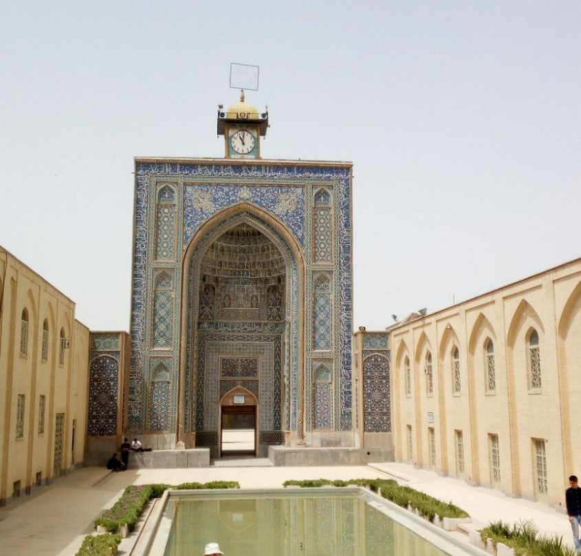 Narenj Hostel
