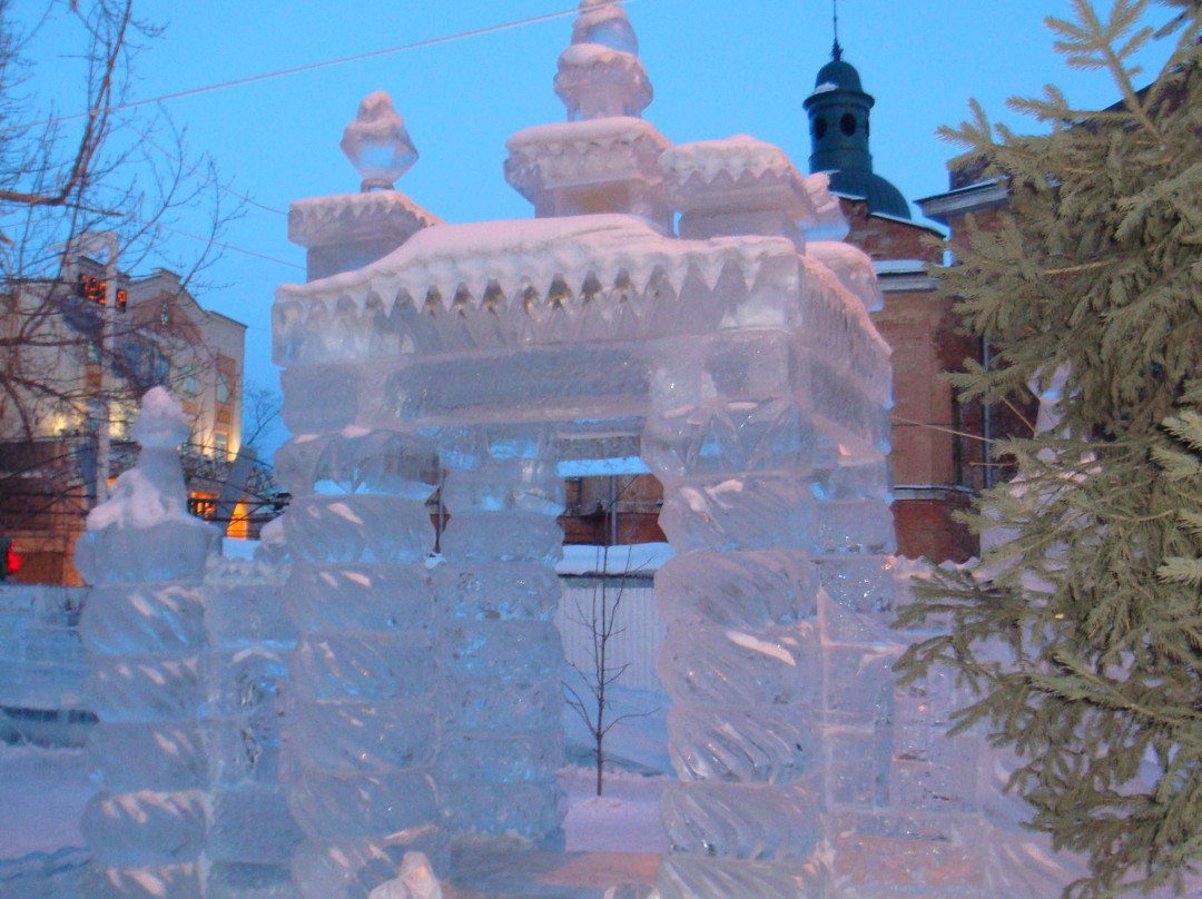 Khrustalnaya Skazka Ice Town景点图片