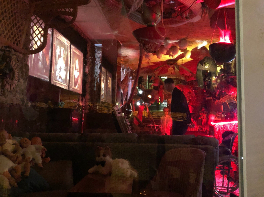 Bar el Infierno-洛斯克里斯蒂亚诺斯必去景点