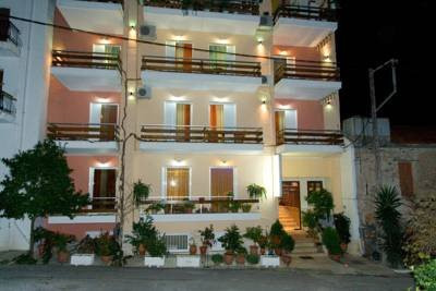 40 Platania Hotel主图