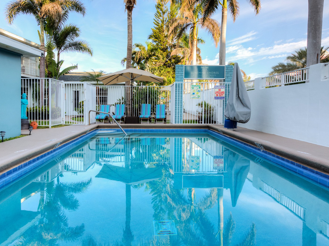 Sunshine Shores Boutique Apartments主图