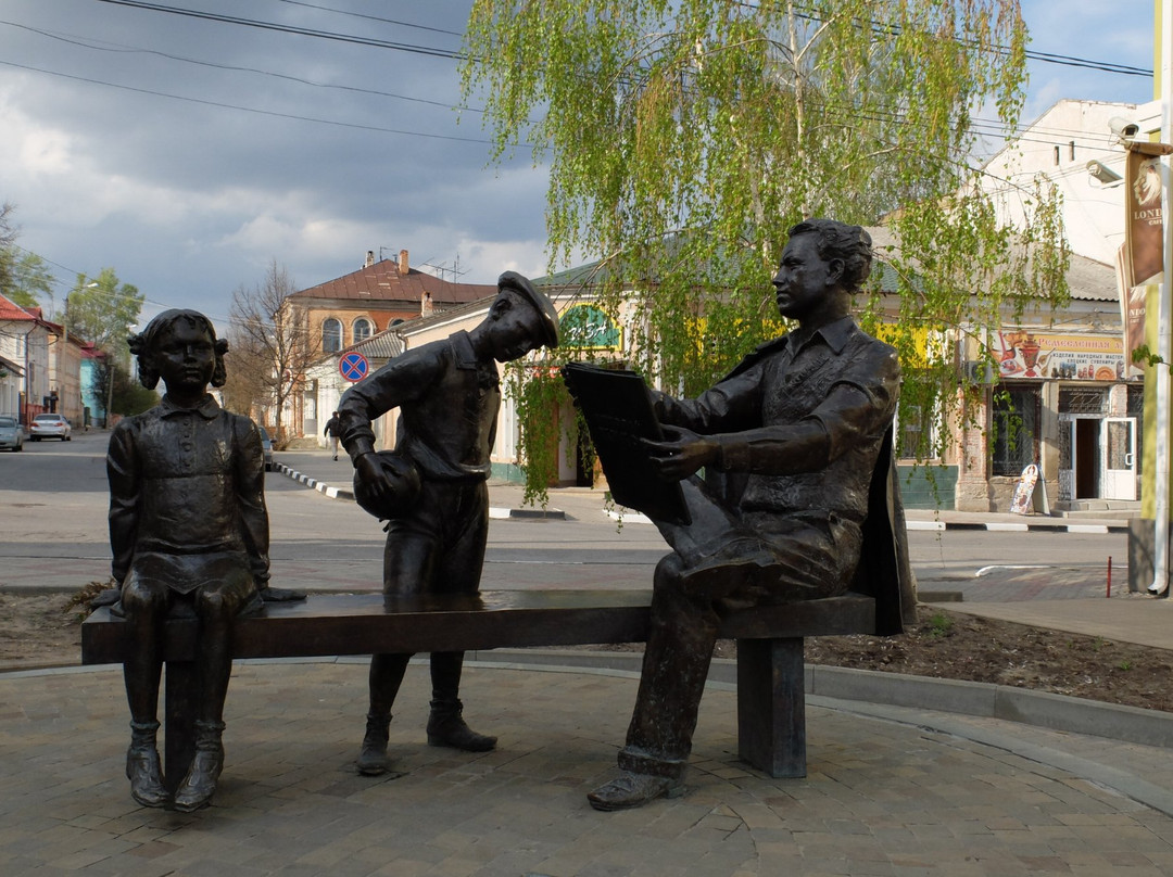 Monument to the Painter N.N. Zhukov-Yelets必去景点