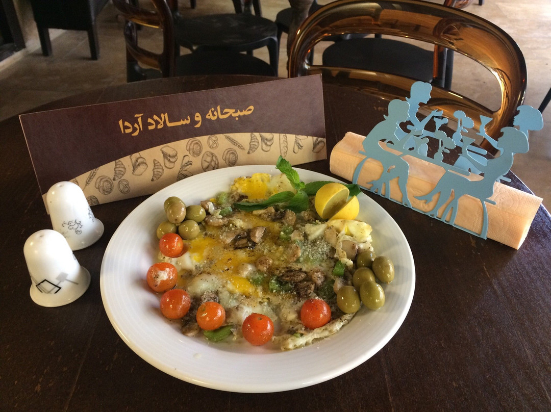 Qamsar餐馆和美食-Arda Bread Complex