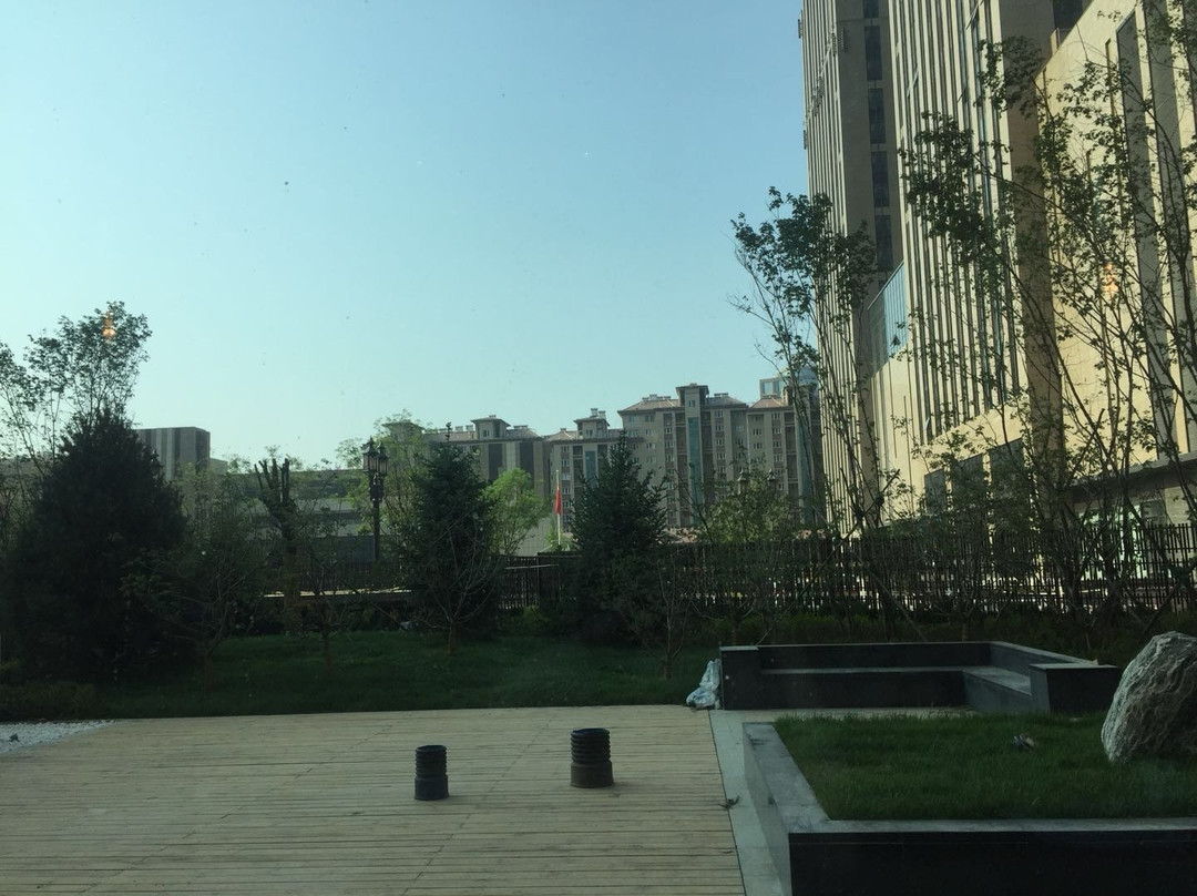 张家口容辰华邑酒店主图