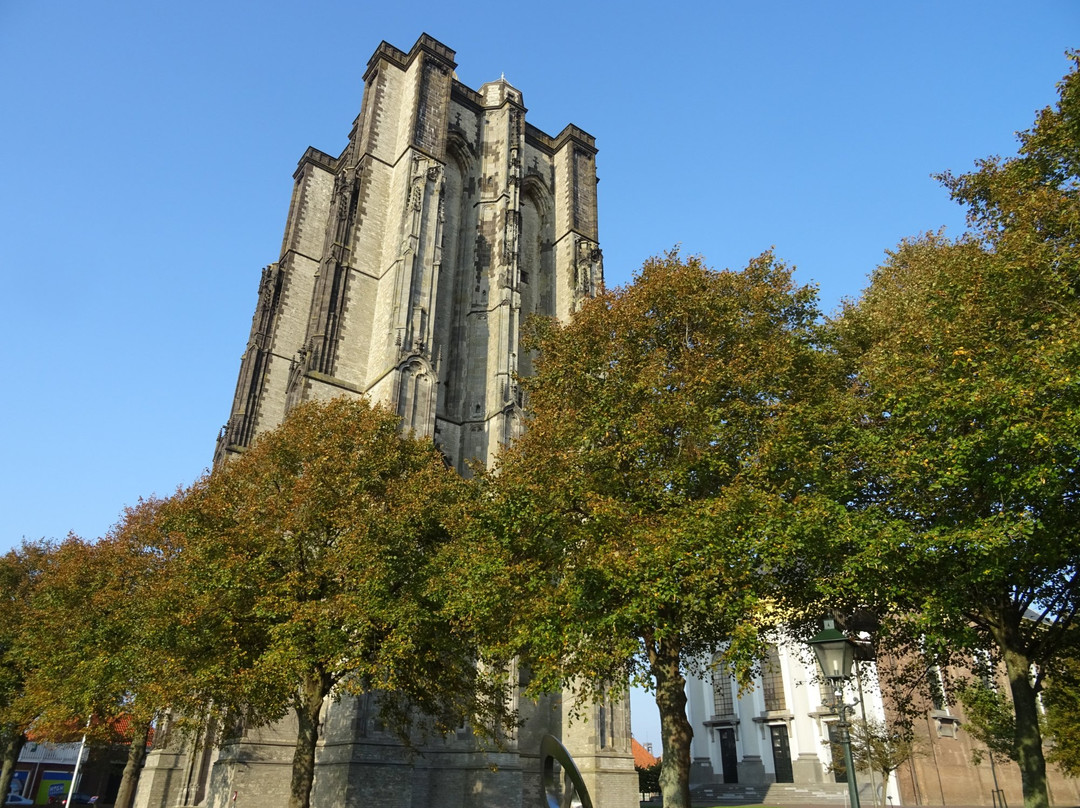 Sint-Lievensmonstertoren景点图片