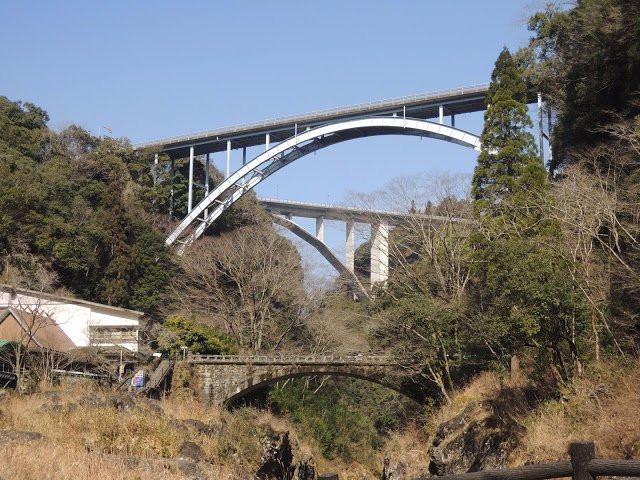 Shinto Takachiho Bridge景点图片