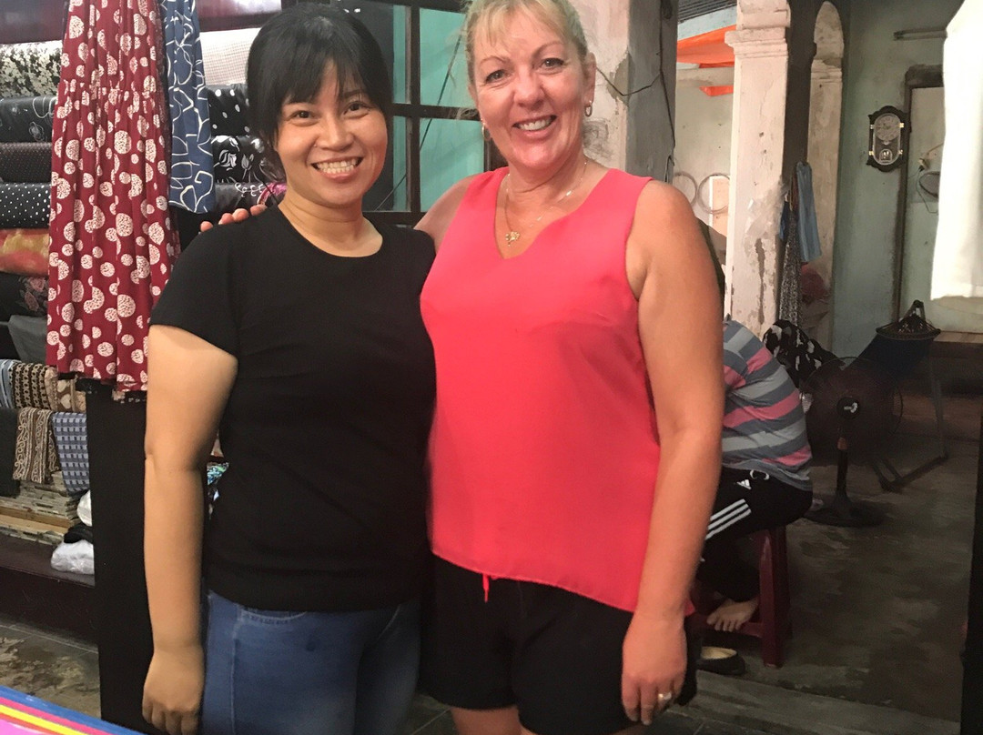 Cao Minh Clothes Shop-会安必去景点