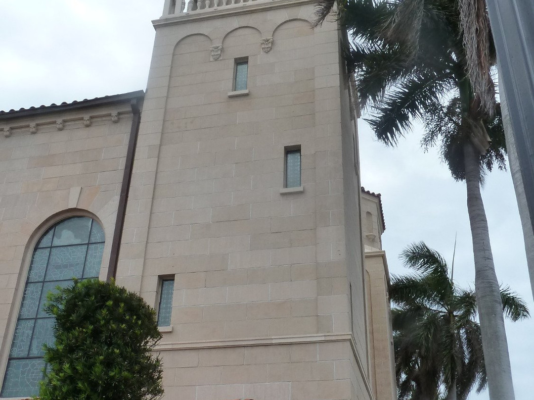 Basilica Of Saint Edward景点图片