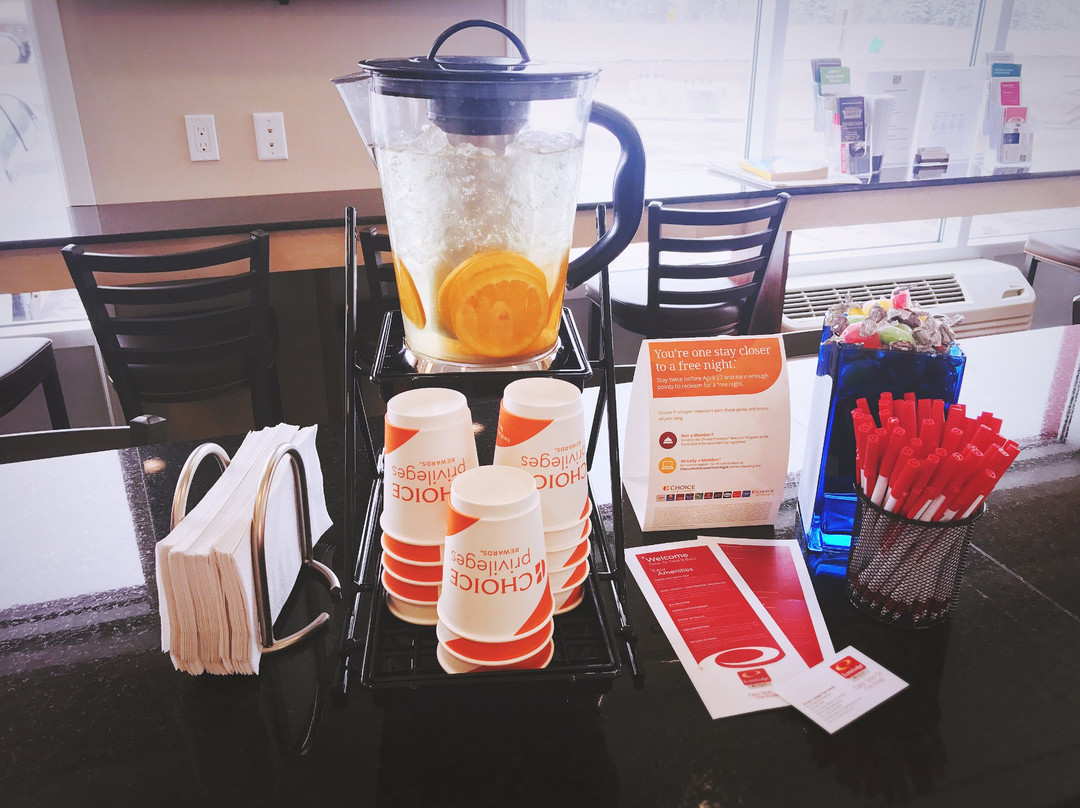 Fox Creek酒店住宿-Econo Lodge