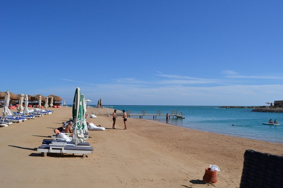 moods Restaurant & Beach Club