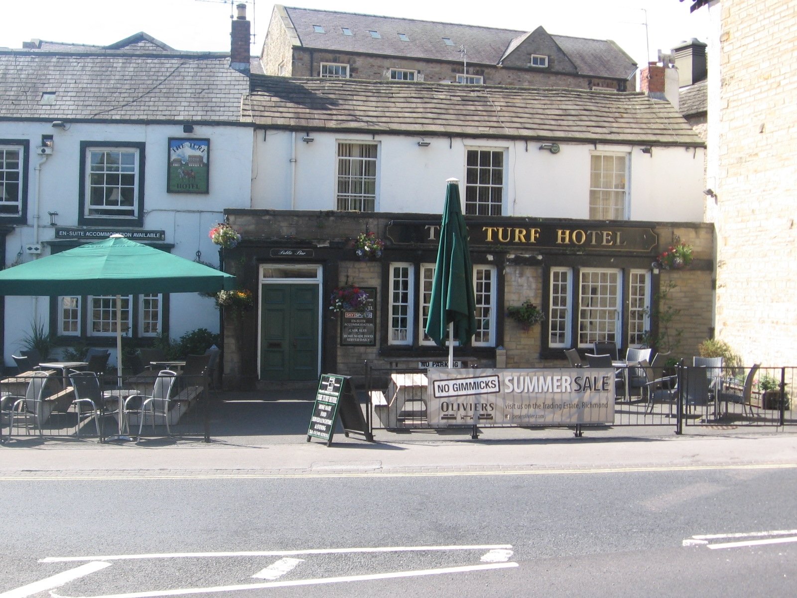 The Turf Hotel-官方