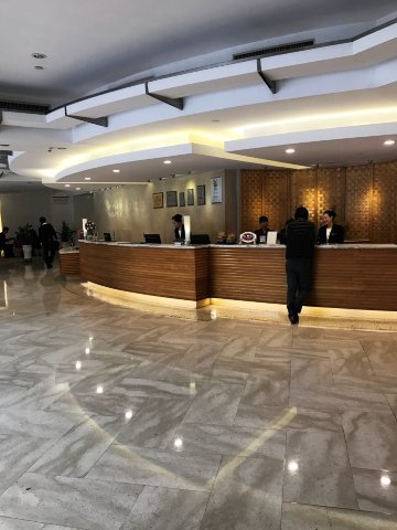 深圳粤海酒店-浴室