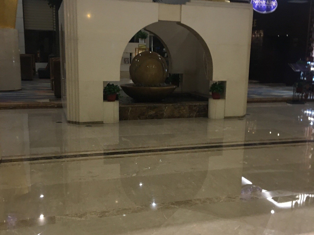 卓正国际酒店主图