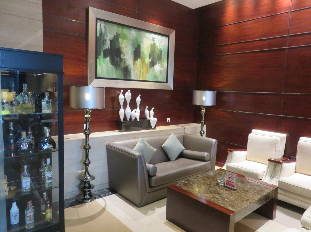 东恒盛国际大酒店主图