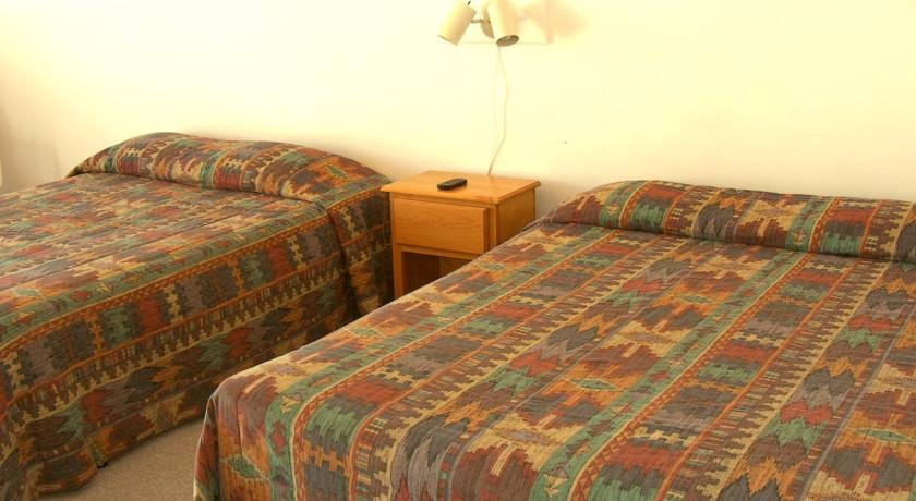 The Bunkhouse Motel主图