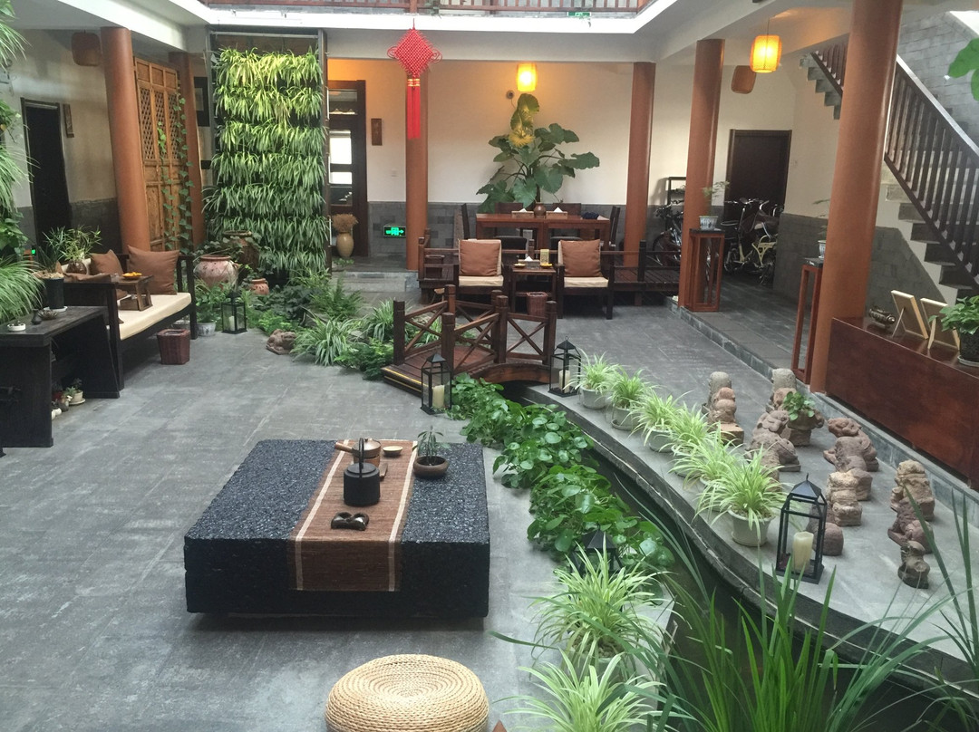 大理晏清山居客栈主图