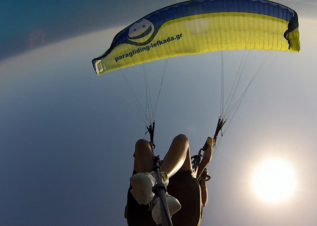 Lefkada Paragliding with Janni at The Big Blue-莱夫卡扎必去景点