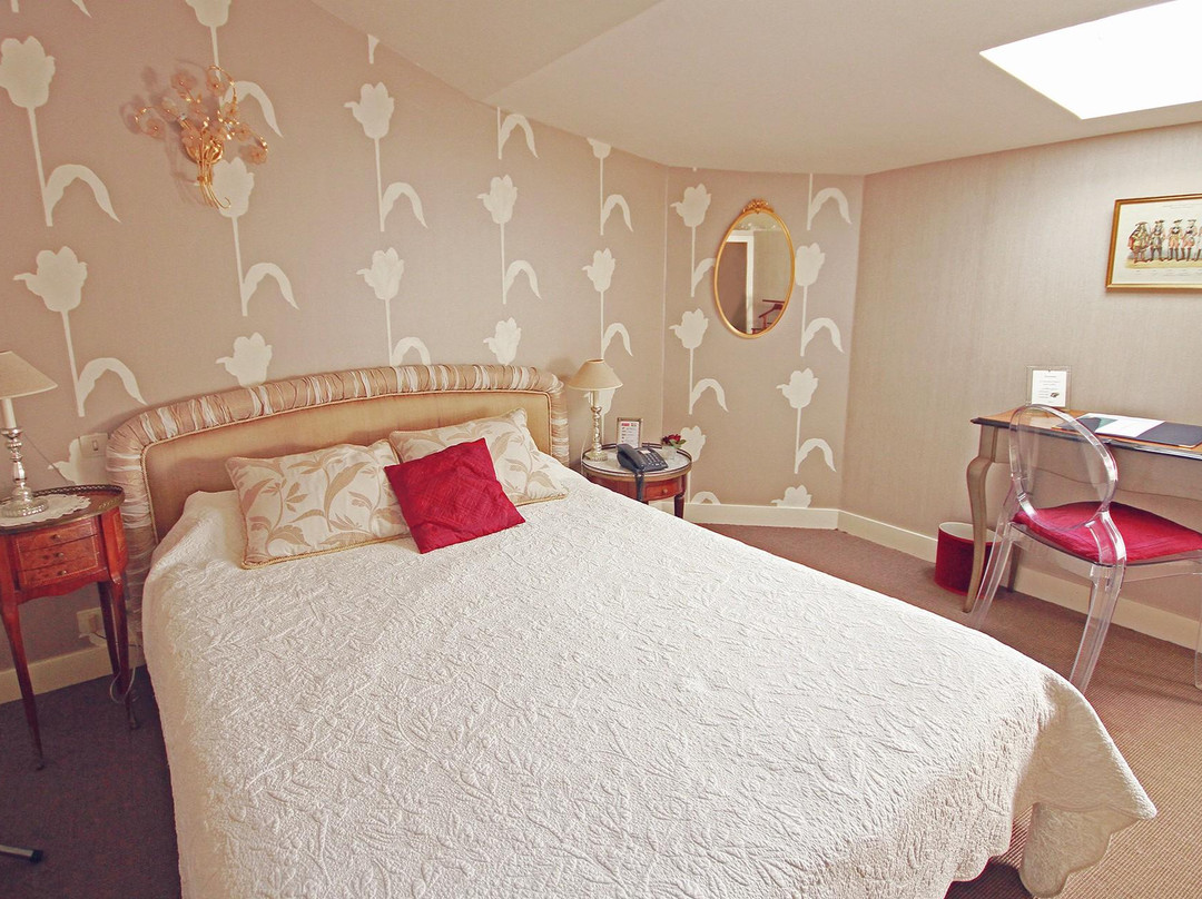 Hostellerie Les Pigeons Blancs主图