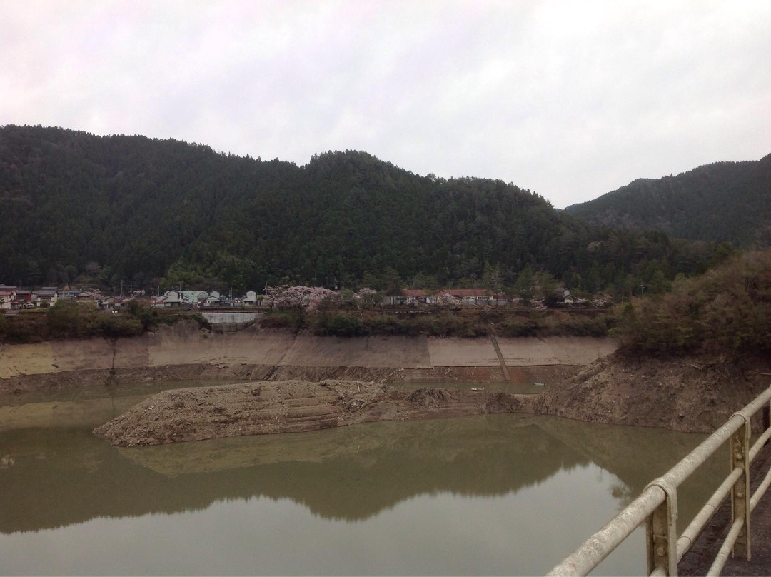 Lake Yanase-马路村必去景点