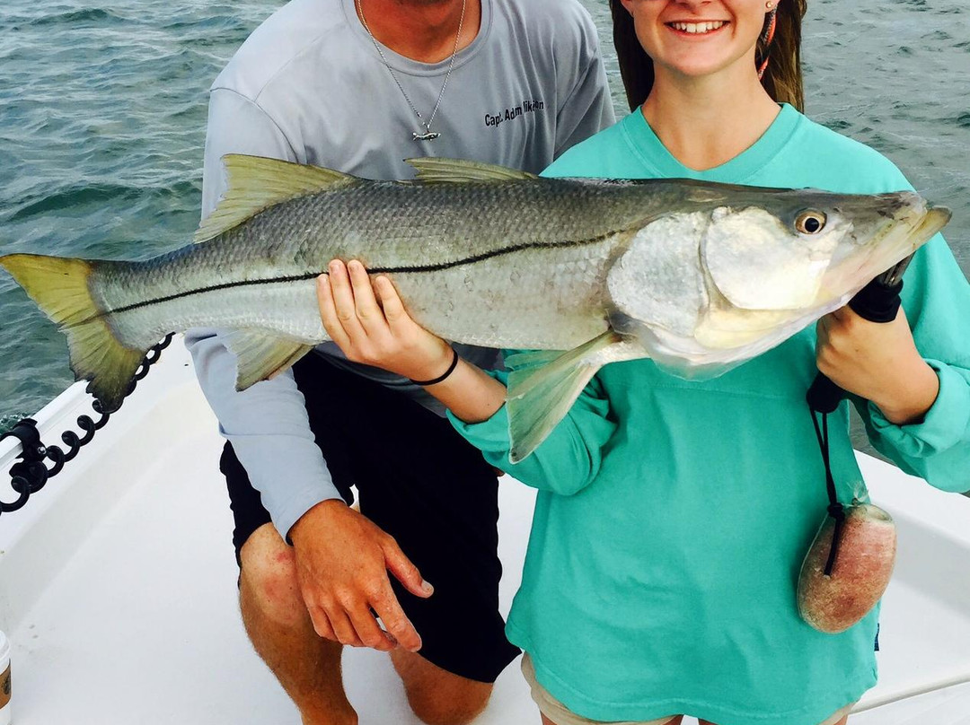 Adam Mikelson's Fishing Adventures-那不勒斯必去景点