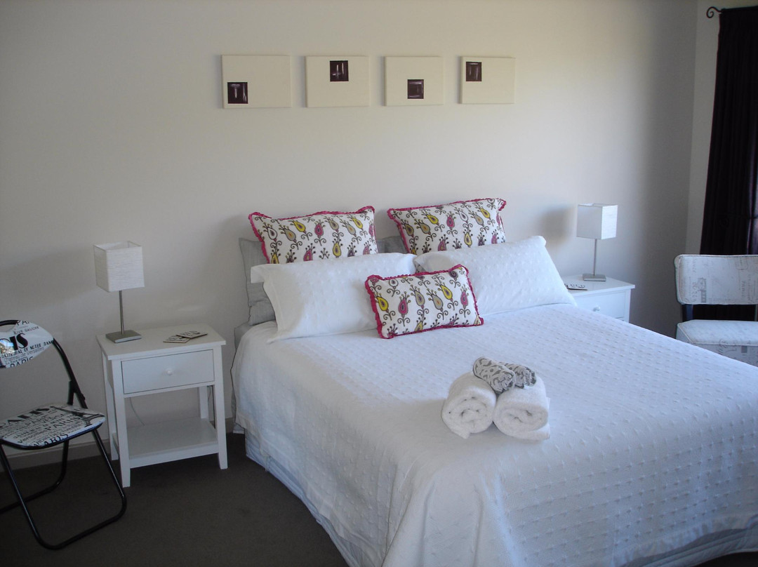 Clarkville酒店住宿-The White House B & B