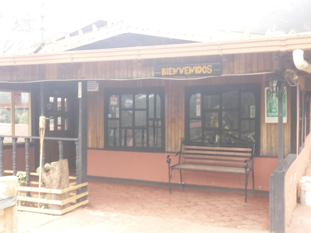 Albergue Turístico Tapanti主图