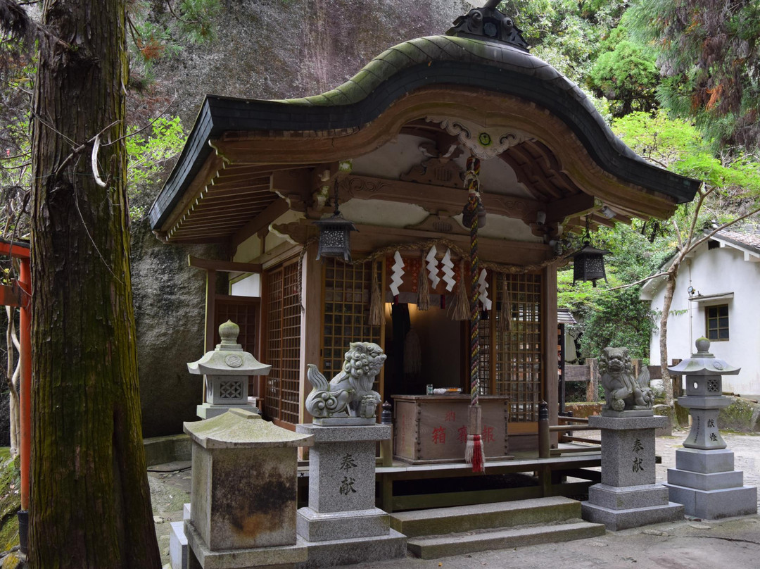 Iwafune Shrine