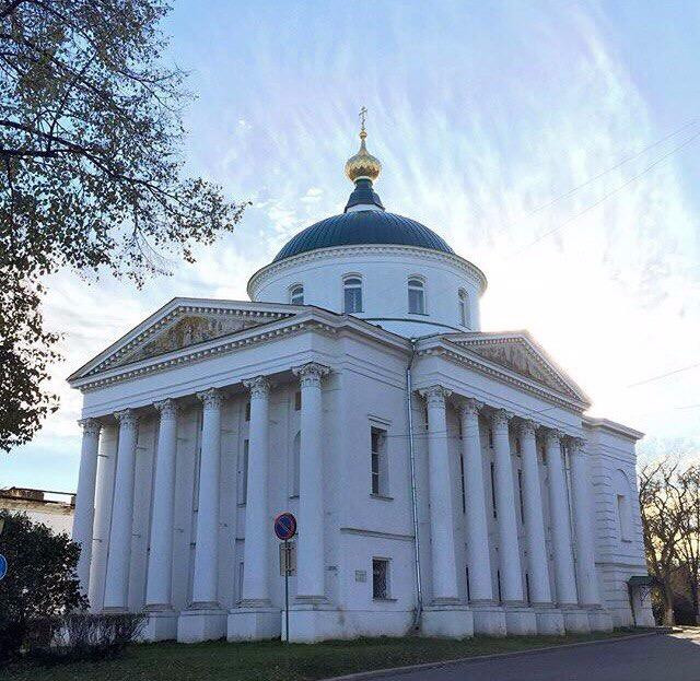 Ilyinsko-Tikhonovsky Church景点图片