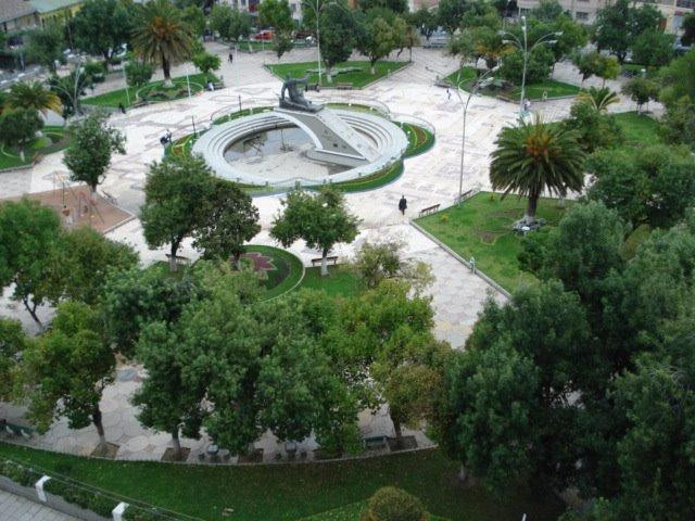 Plaza Abaroa景点图片