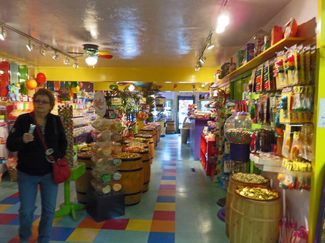 Village Sweet Shoppe-大熊湖必去景点