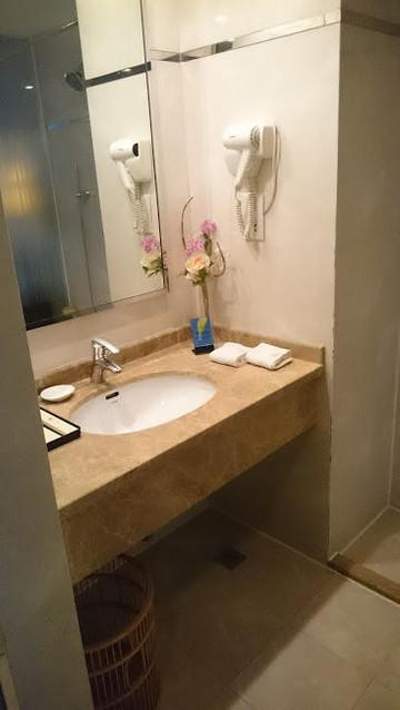 京泰龙国际大酒店主图