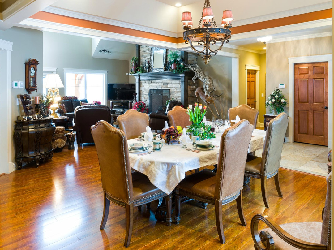 Kootenay Wild Guest Home主图