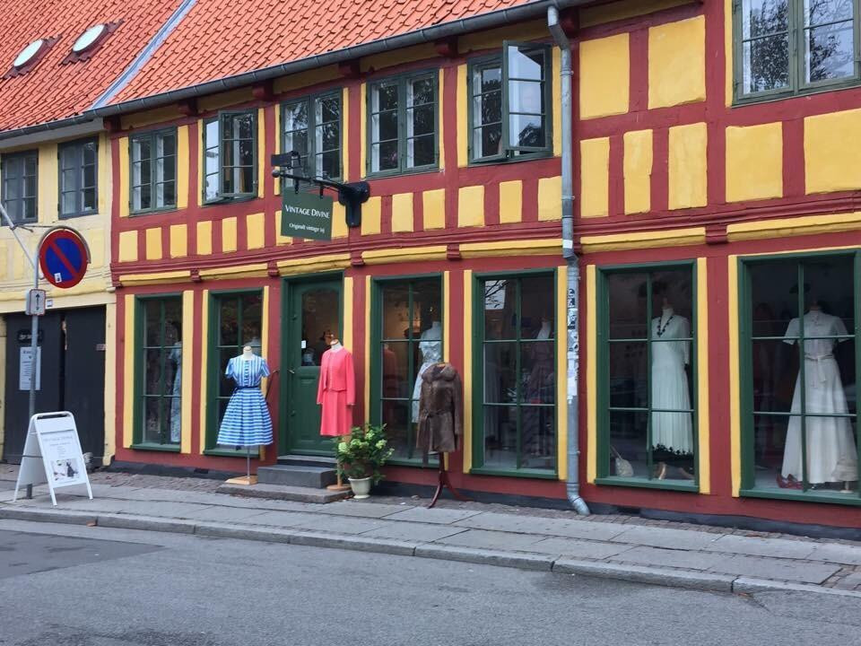 Vintage Divine-欧胡斯必去景点