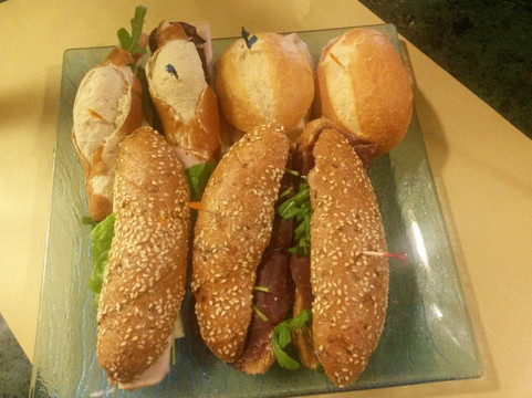 Caffe del Porto-法诺必去景点