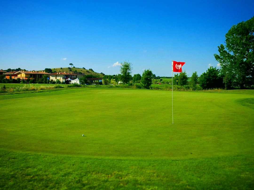 Terre dei Consoli Golf-Monterosi必去景点