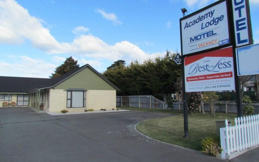 Academy Lodge Motel主图