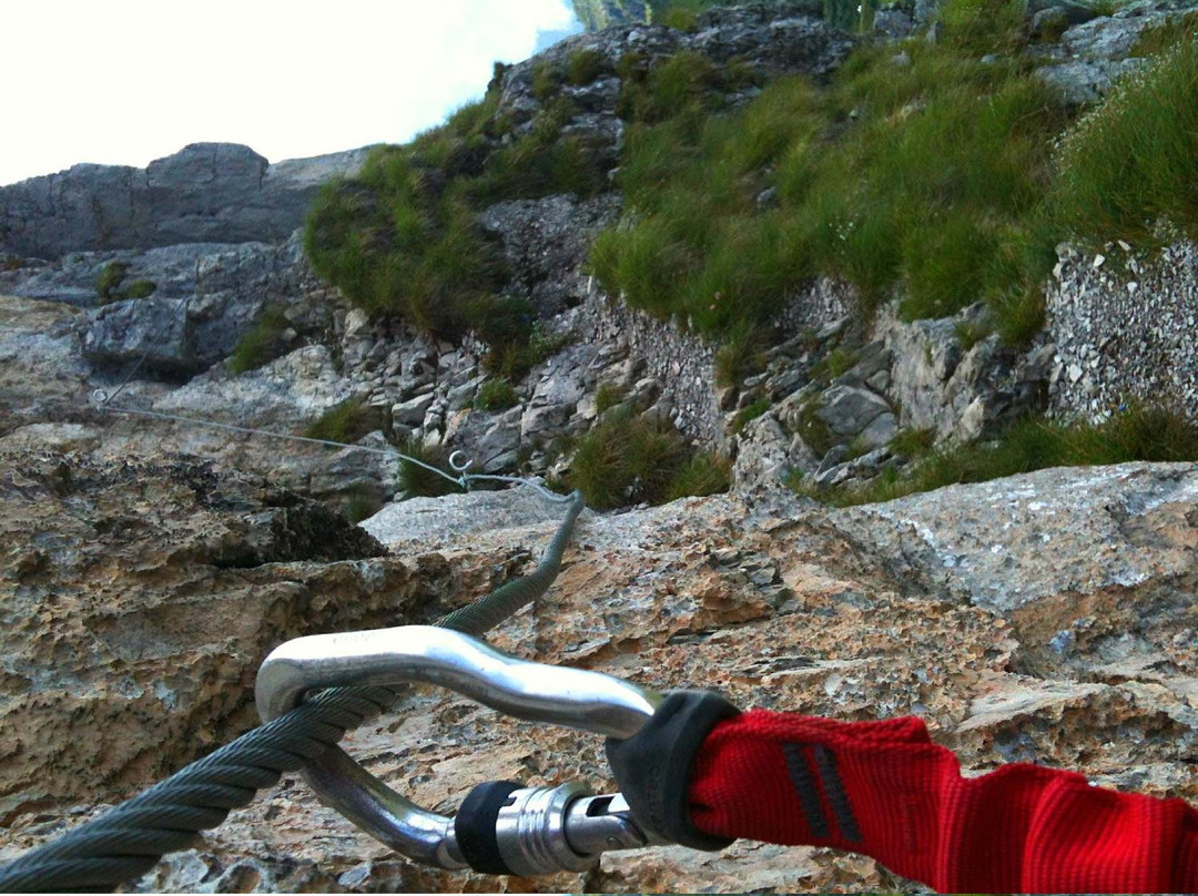 Via Ferrata de la Tour d’Aï-莱森必去景点