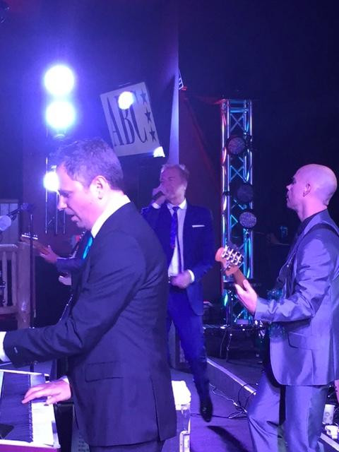 Village Sports Bar-Big Bear City必去景点