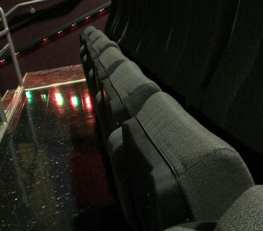 Regal Crocker Park-Westlake必去景点