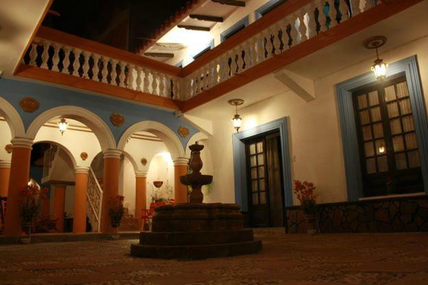 7 Patas Hostel