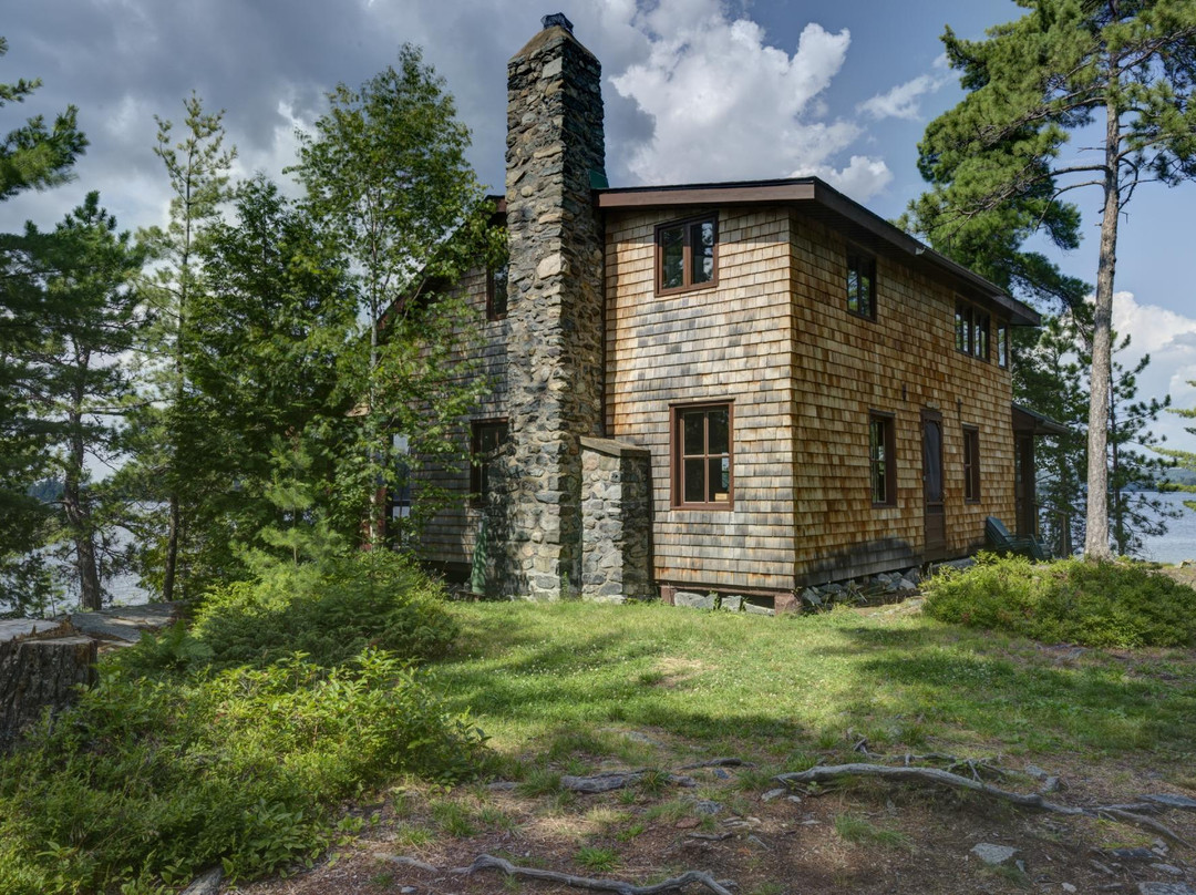 Ojibway Family Lodge
