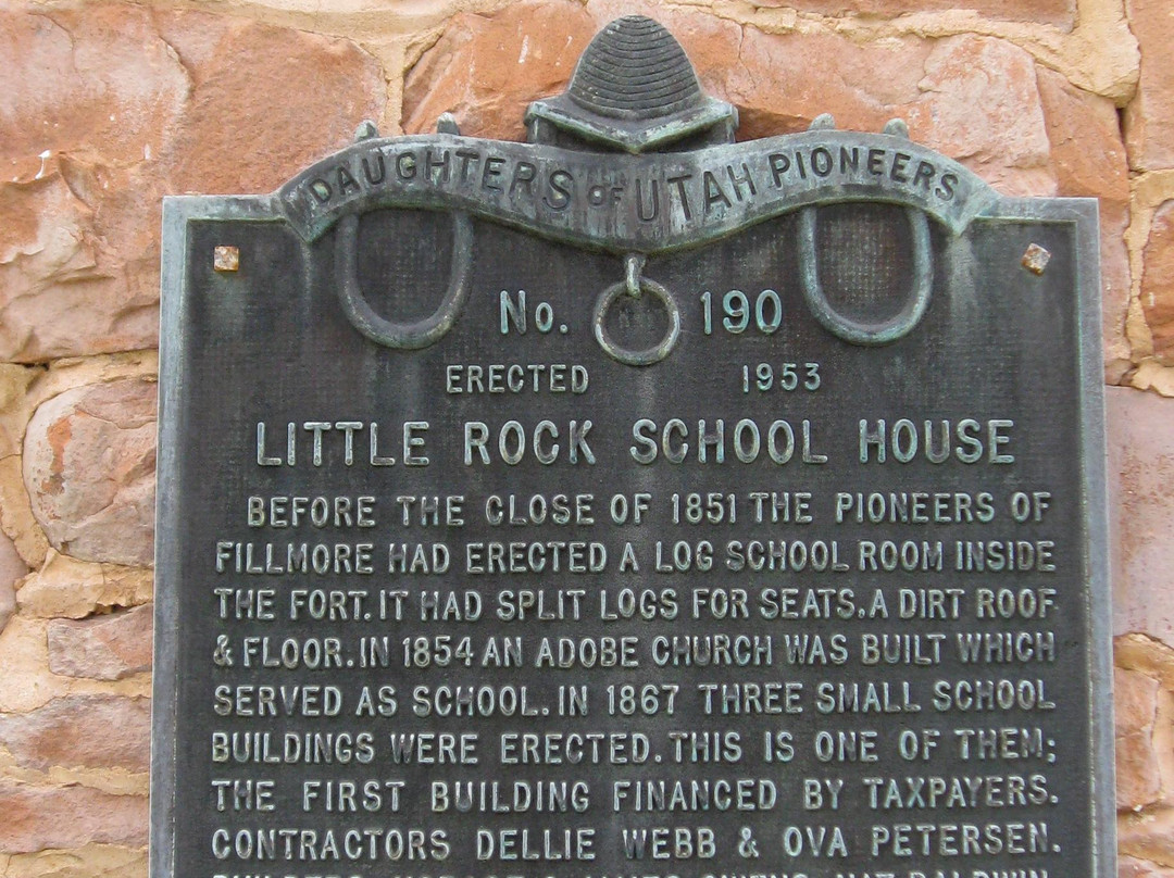 Territorial Statehouse State Park Museum-Fillmore必去景点